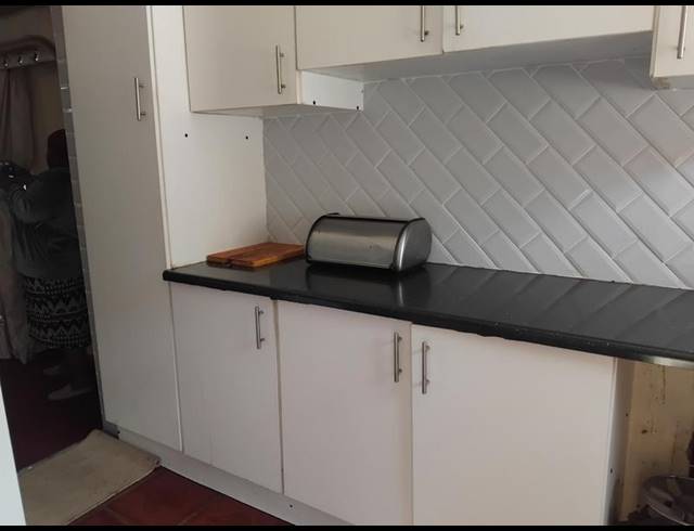 5 BEDROOM HOUSE FOR SALE IN MTHATHA CENTRAL